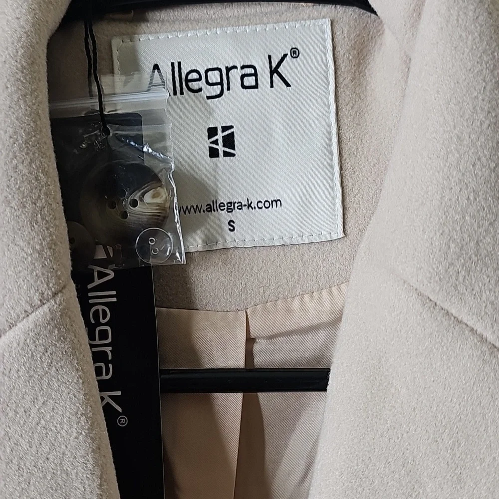 Allegra K Women's Notched Lapel Single Breasted Long Sleeve Winter Coats